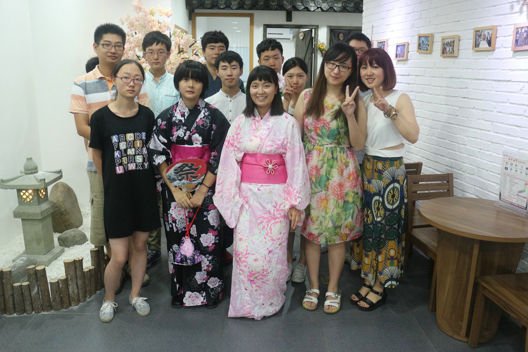 日語初級班畢業(yè)照