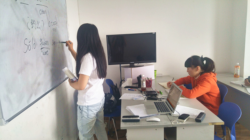 西班牙語初級白班開課啦