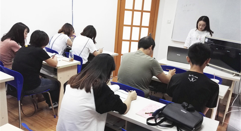 泰語(yǔ)初級(jí)周末班（鄧燕老師）