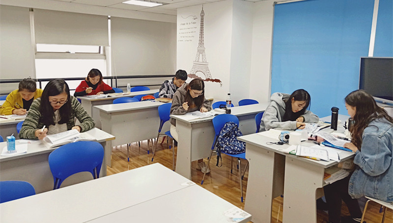 西班牙語初級(jí)2周末班（向盈盈老師）