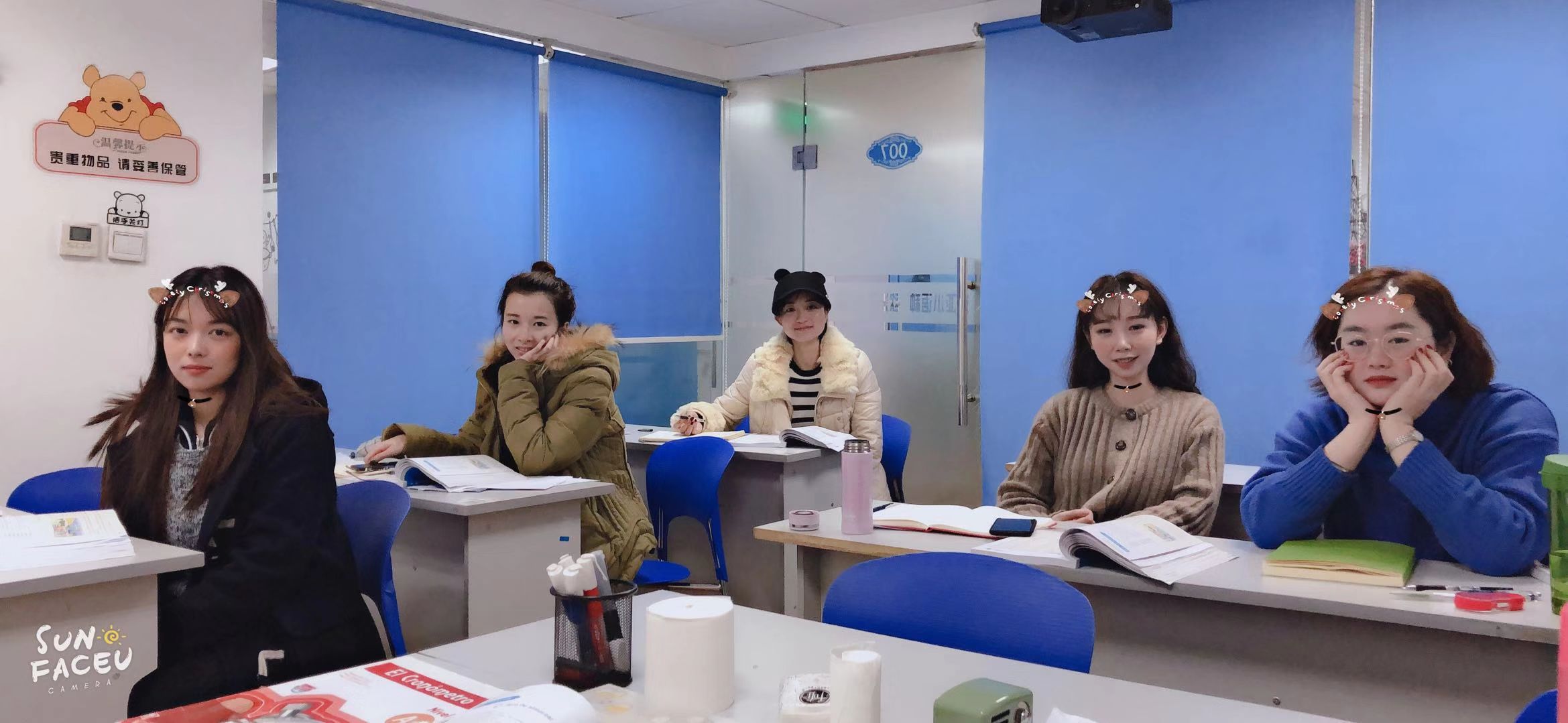 西語初級(jí)白班（楚楚老師）